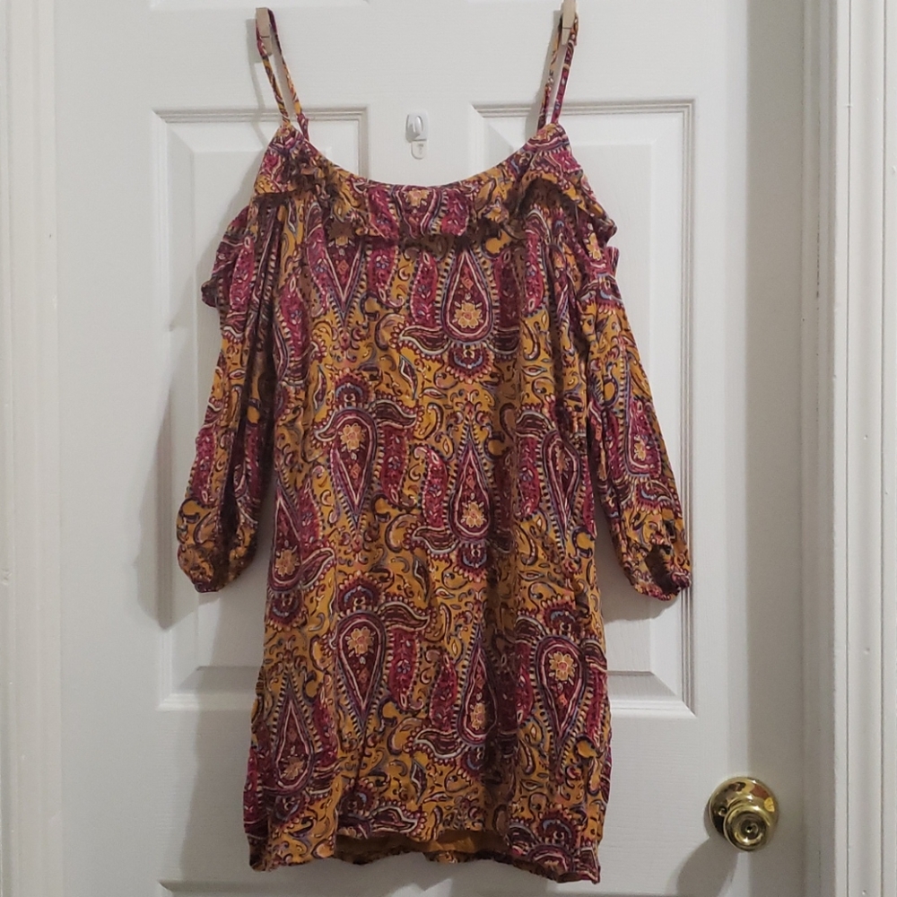 Paisley Hollister off the shoulder dress | Size M